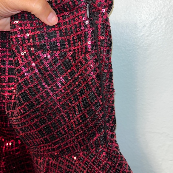 ONE33 Social Pink and Black Sequin Plaid Dress - Picture 4 of 8